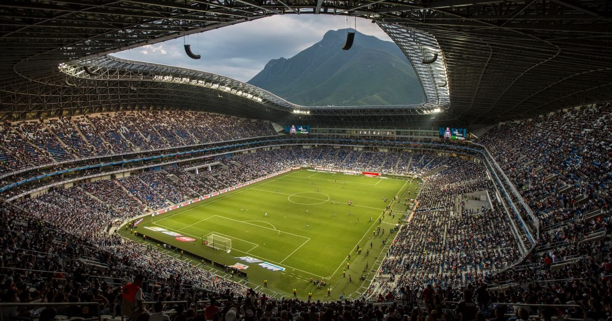 축구 경기장 내부, 월드컵 4강 일정 관련 이미지